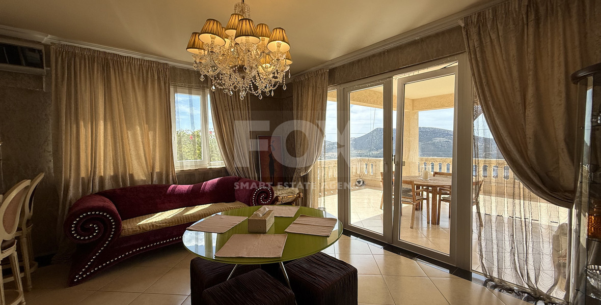 SALE: OUTSTANDING 5 BEDROOM ALL EN SUITE VILLA WITH PANORAMIC VIEWS OF THE DAM IN A PEACEFUL AND TRANQUIL SETTING- SEPARATE MAIDS AREA.