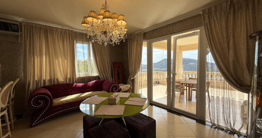 SALE: OUTSTANDING 5 BEDROOM ALL EN SUITE VILLA WITH PANORAMIC VIEWS OF THE DAM IN A PEACEFUL AND TRANQUIL SETTING- SEPARATE MAIDS AREA.