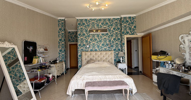 SALE: OUTSTANDING 5 BEDROOM ALL EN SUITE VILLA WITH PANORAMIC VIEWS OF THE DAM IN A PEACEFUL AND TRANQUIL SETTING- SEPARATE MAIDS AREA.
