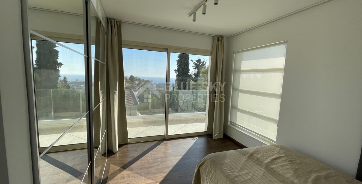 Rent: New furnished 4 bedroom villa with extra attic- sea views