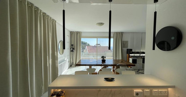 Rent: New furnished 4 bedroom villa with extra attic- sea views