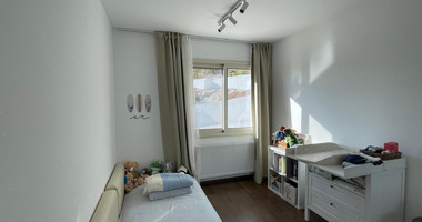 Rent: New furnished 4 bedroom villa with extra attic- sea views