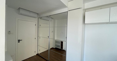 Rent: New furnished 4 bedroom villa with extra attic- sea views