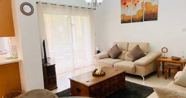 Fully Furnished Two Bedroom Apartment with two bathrooms and communal swimming pool in Tranquil Tala