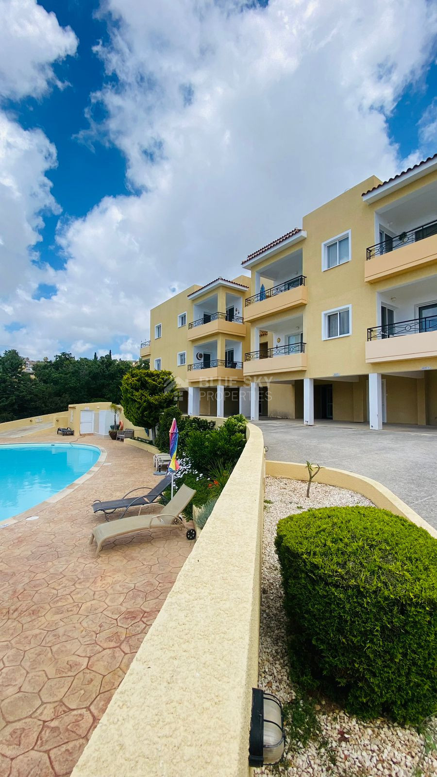 Fully Furnished Two Bedroom Apartment with two bathrooms and communal swimming pool in Tranquil Tala