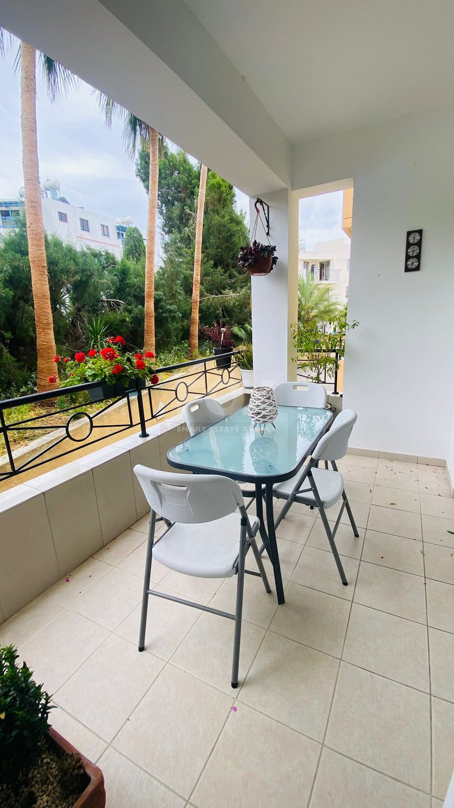 Fully Furnished Two Bedroom Apartment with two bathrooms and communal swimming pool in Tranquil Tala