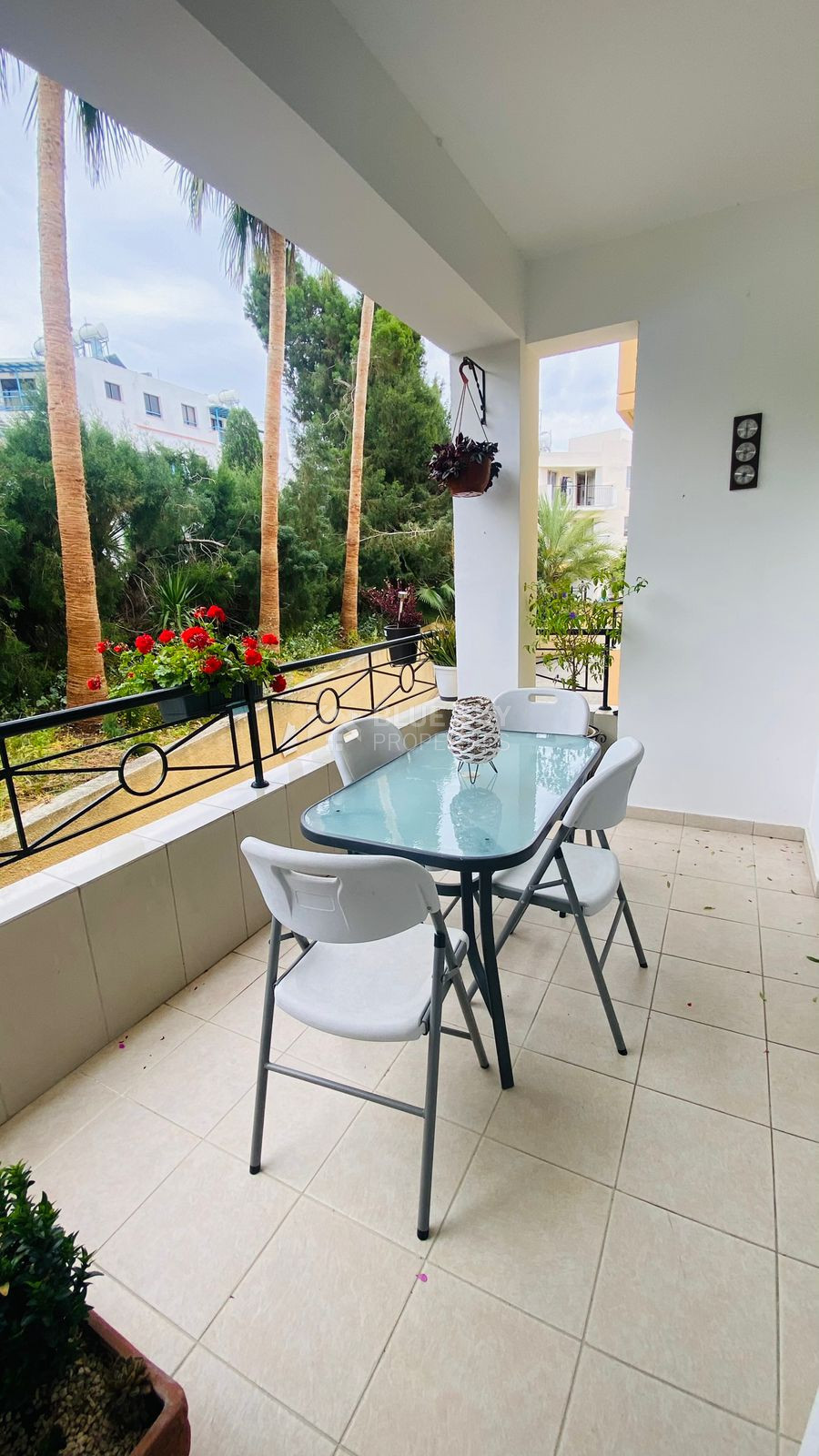 Fully Furnished Two Bedroom Apartment with two bathrooms and communal swimming pool in Tranquil Tala