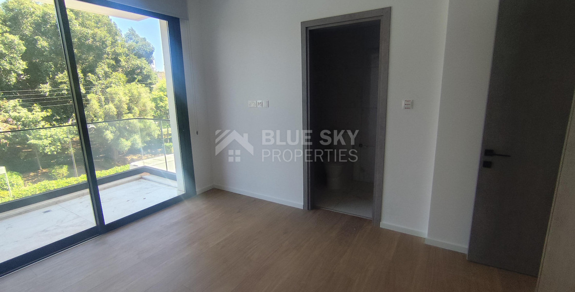 Brand-New 3 Bedroom Apartment with Panoramic Views in Apostoloi Petrou & Pavlou