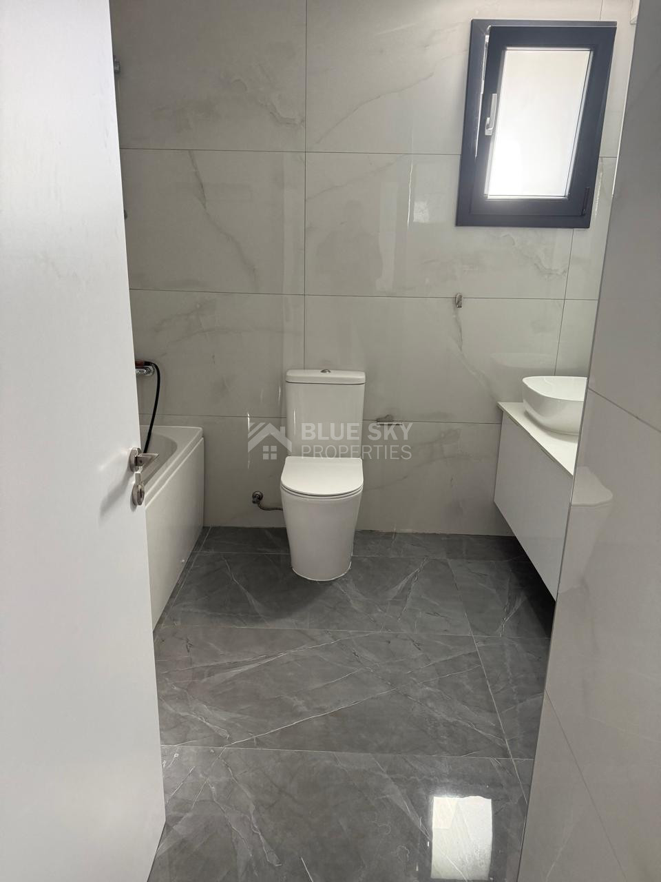 Modern 2-Bedroom Apartment For Rent Near Limassol Marina – Available from June 1st