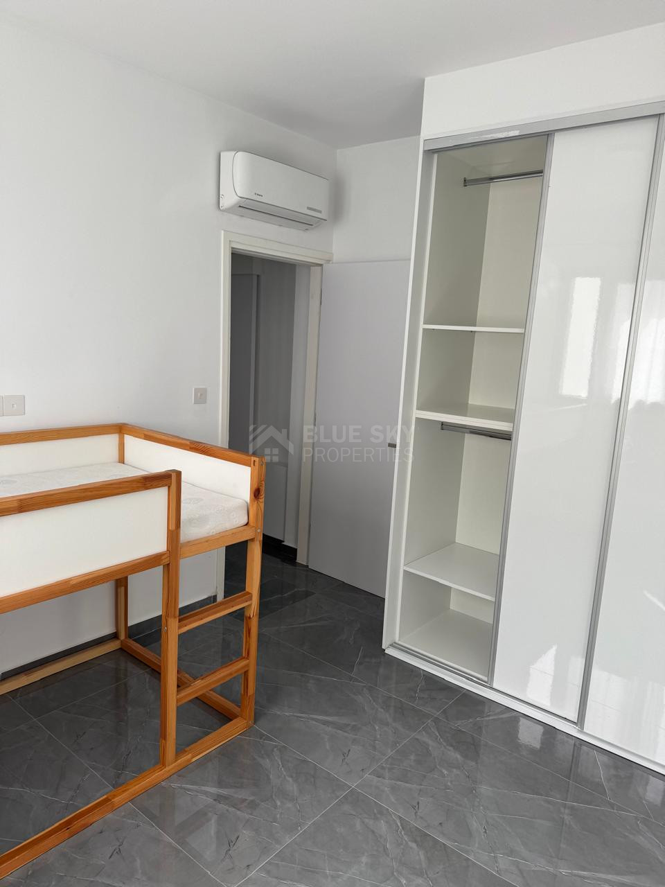 Modern 2-Bedroom Apartment For Rent Near Limassol Marina – Available from June 1st