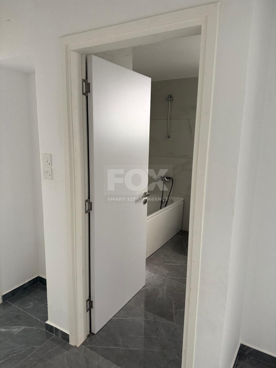 Modern 2-Bedroom Apartment For Rent Near Limassol Marina – Available from June 1st