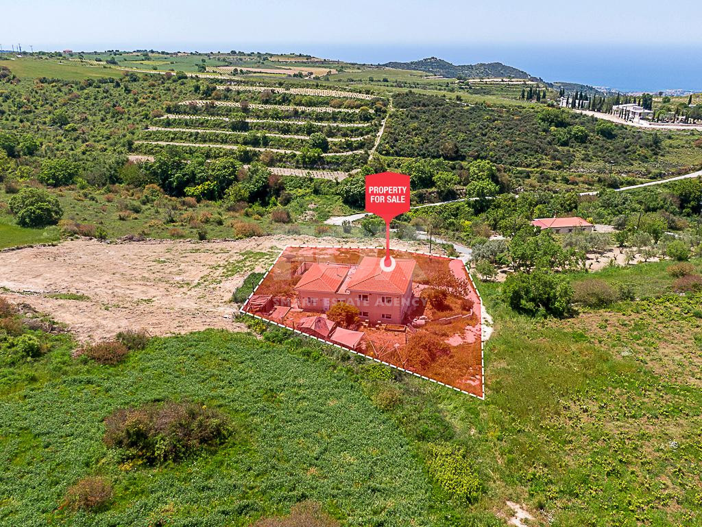 Four Bedroom Detached House for Sale in Kathikas, Paphos with Large Plot & Garden