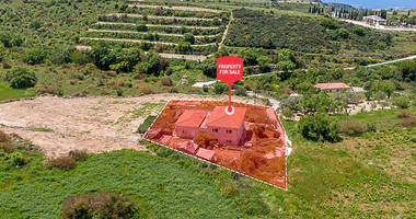 Four Bedroom Detached House for Sale in Kathikas, Paphos with Large Plot & Garden