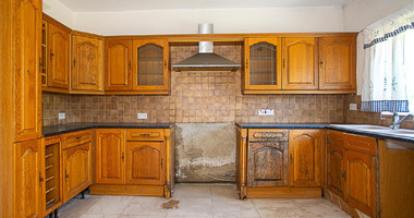 Four Bedroom Detached House for Sale in Kathikas, Paphos with Large Plot & Garden