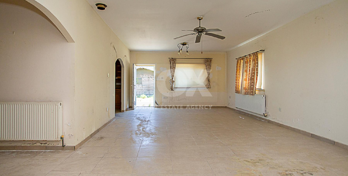 Four Bedroom Detached House for Sale in Kathikas, Paphos with Large Plot & Garden
