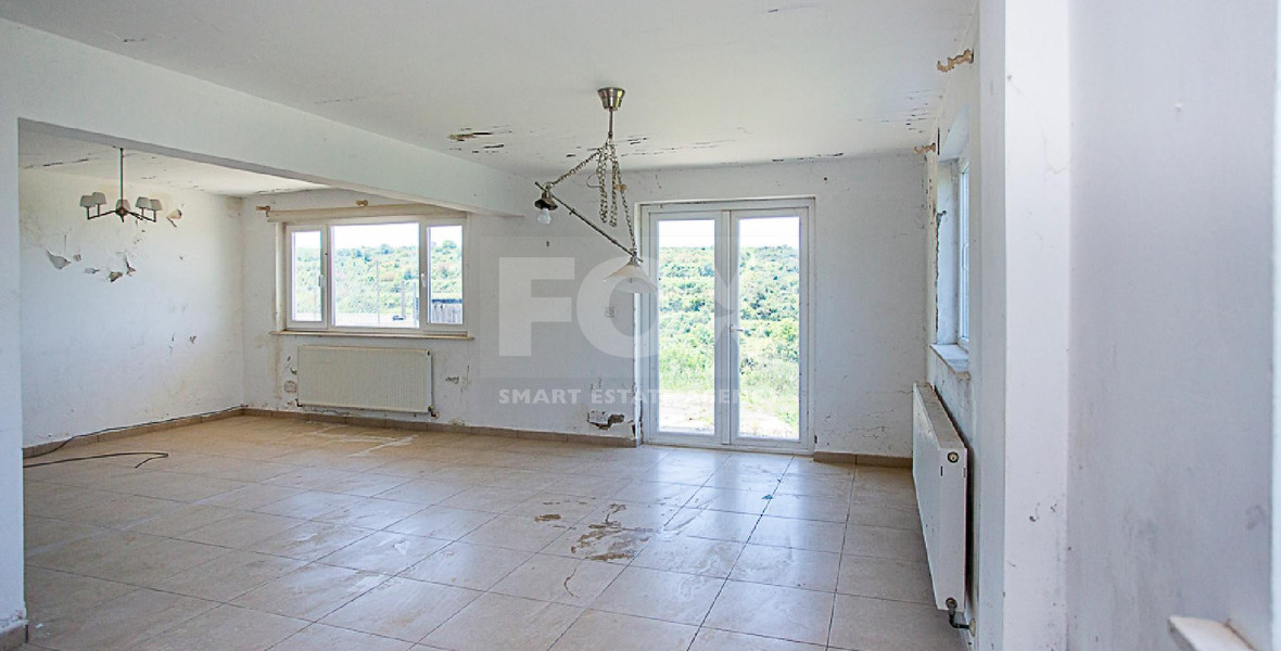 Four Bedroom Detached House for Sale in Kathikas, Paphos with Large Plot & Garden