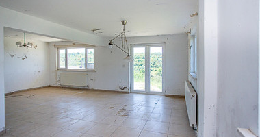 Four Bedroom Detached House for Sale in Kathikas, Paphos with Large Plot & Garden