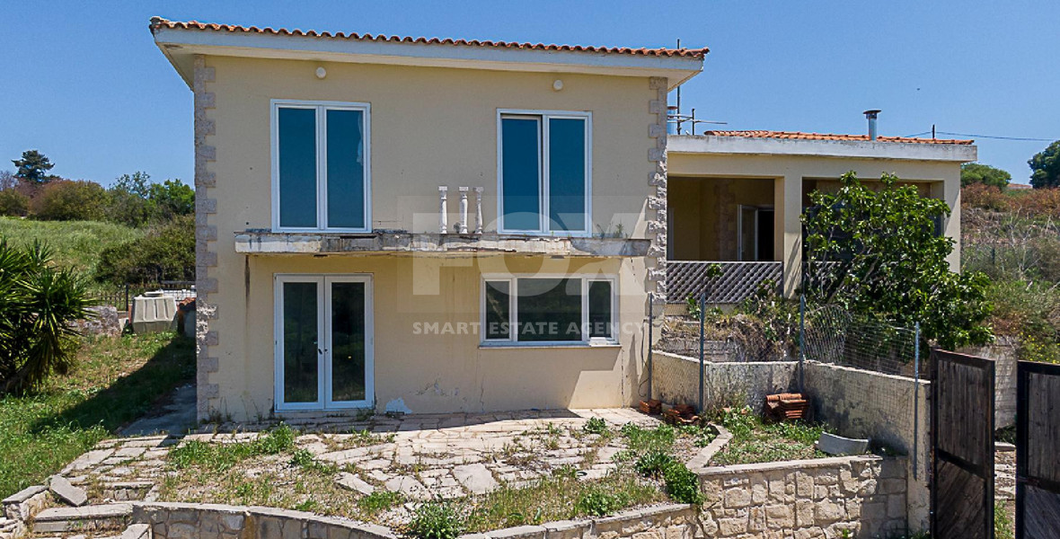 Four Bedroom Detached House for Sale in Kathikas, Paphos with Large Plot & Garden