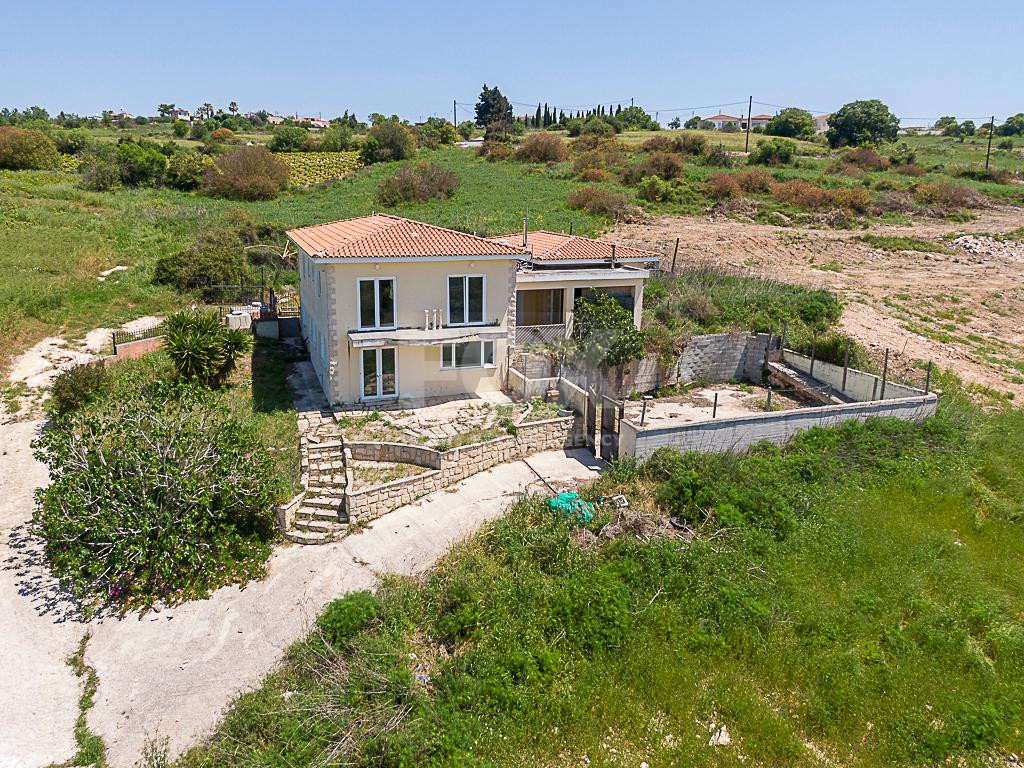 Four Bedroom Detached House for Sale in Kathikas, Paphos with Large Plot & Garden