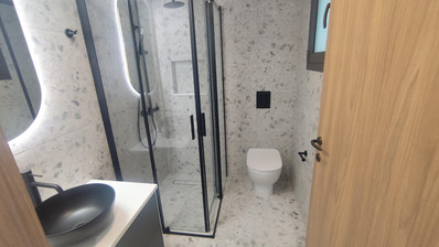 Brand New 3-Bedroom Apartment in Omonoia – Fully Furnished with Panoramic Views