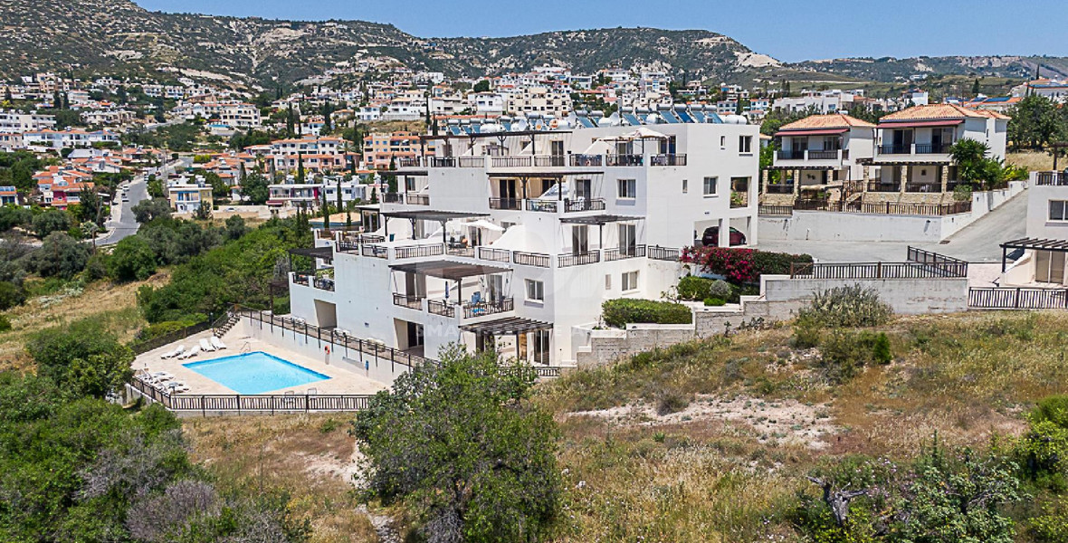 For sale, one-Bedroom Apartment with Sea Views and Pool Access in Pegeia, Paphos