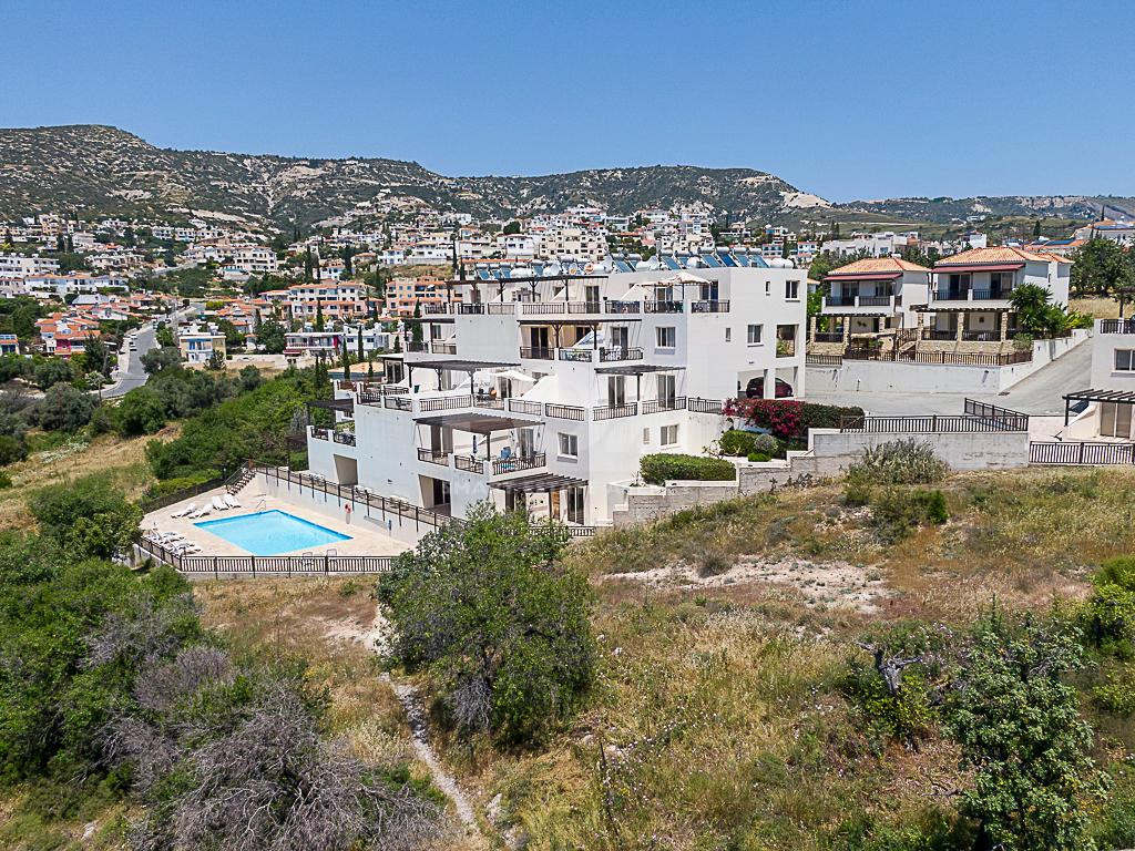 For sale, one-Bedroom Apartment with Sea Views and Pool Access in Pegeia, Paphos