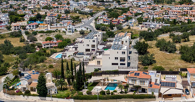 For sale, one-Bedroom Apartment with Sea Views and Pool Access in Pegeia, Paphos