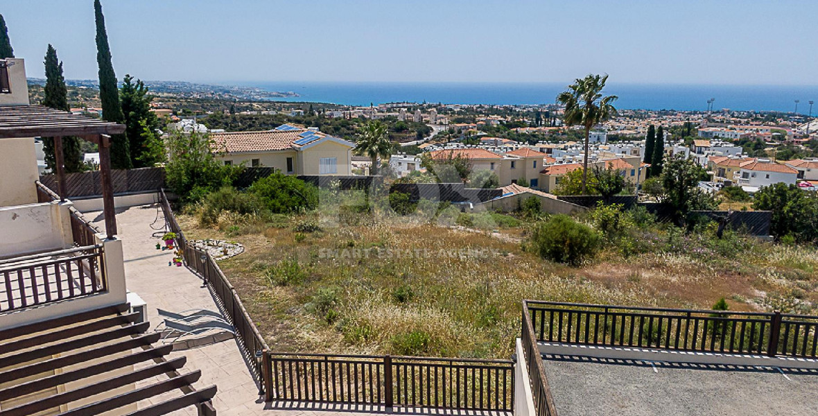 For sale, one-Bedroom Apartment with Sea Views and Pool Access in Pegeia, Paphos