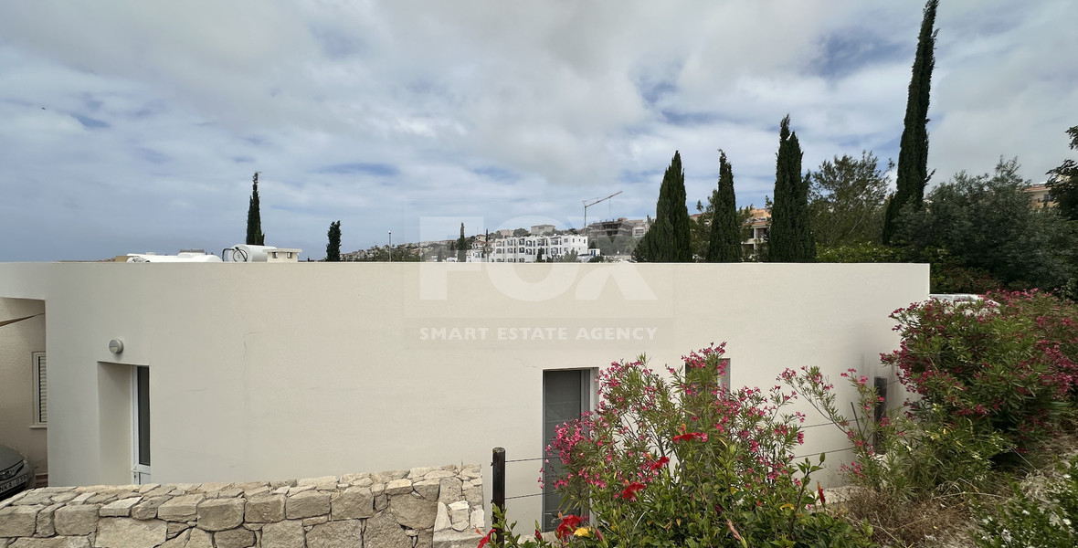 Three bedroom Detached Bungalow in Chloraka , Paphos