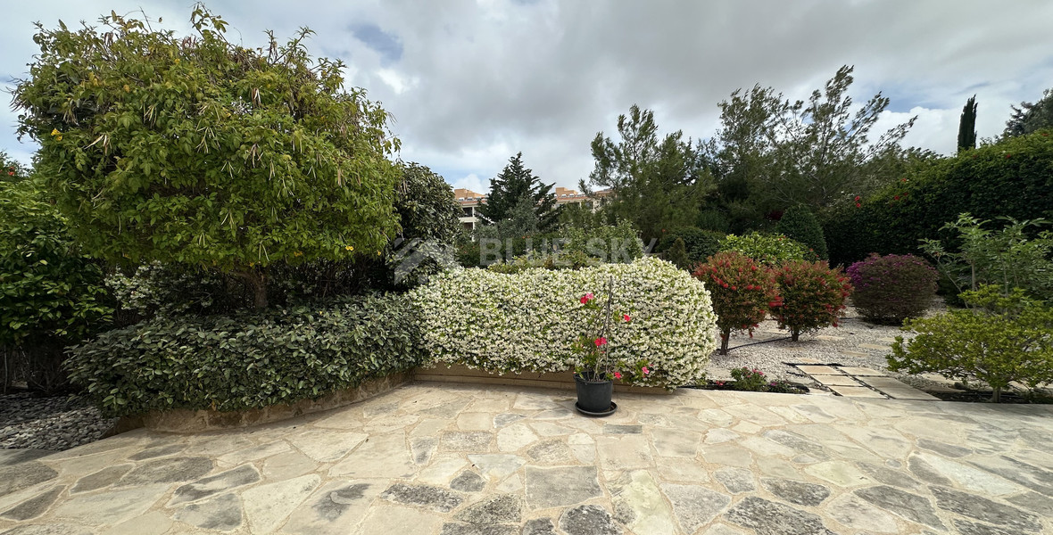 Three bedroom Detached Bungalow in Chloraka , Paphos