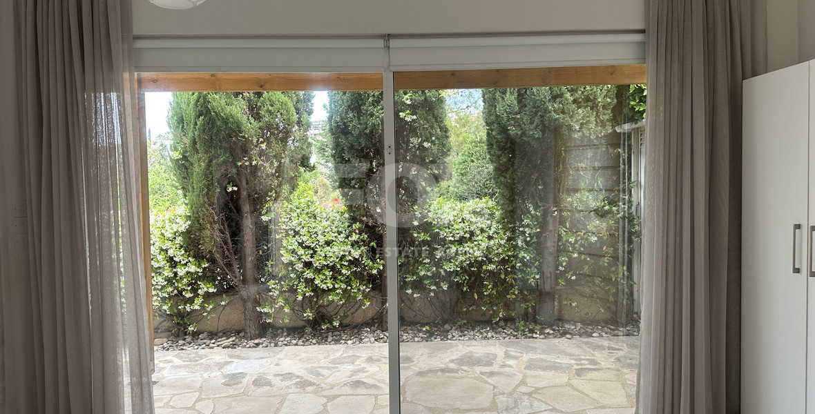 Three bedroom Detached Bungalow in Chloraka , Paphos
