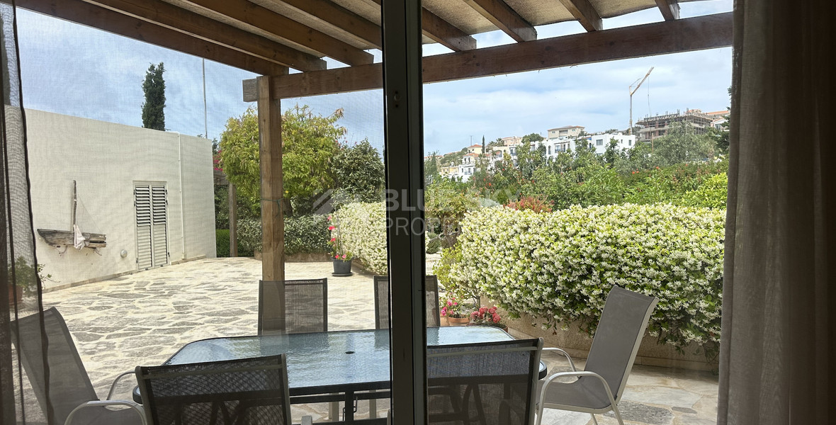 Three bedroom Detached Bungalow in Chloraka , Paphos
