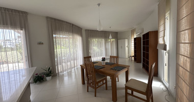 Three bedroom Detached Bungalow in Chloraka , Paphos