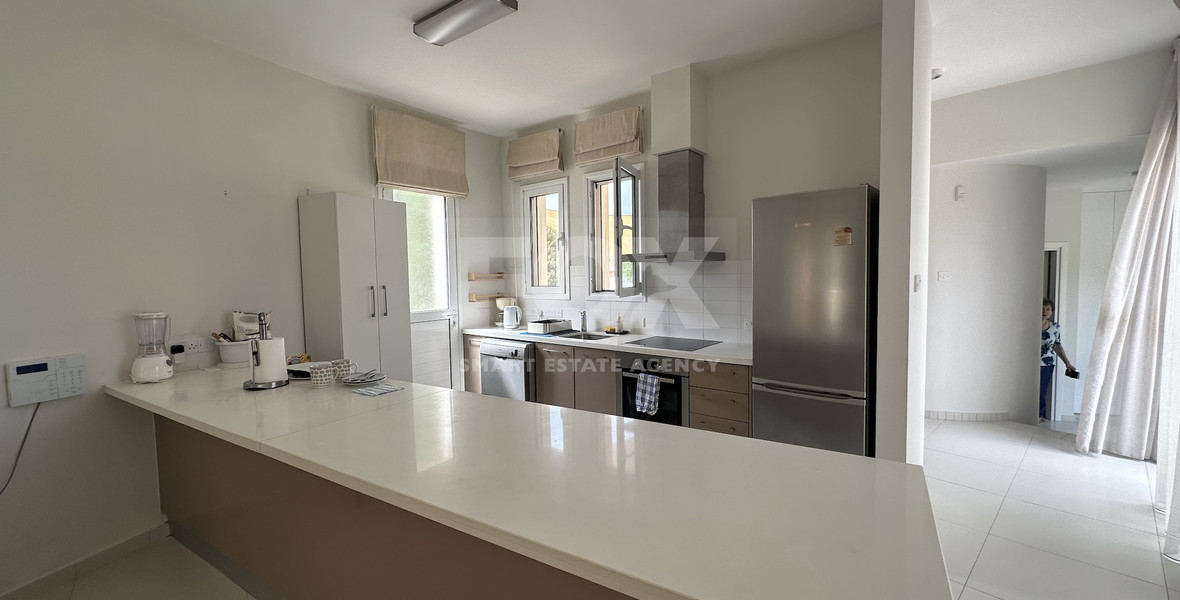 Three bedroom Detached Bungalow in Chloraka , Paphos
