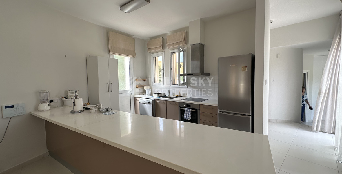 Three bedroom Detached Bungalow in Chloraka , Paphos