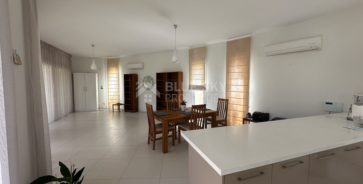 Three bedroom Detached Bungalow in Chloraka , Paphos