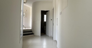 Three bedroom Detached Bungalow in Chloraka , Paphos