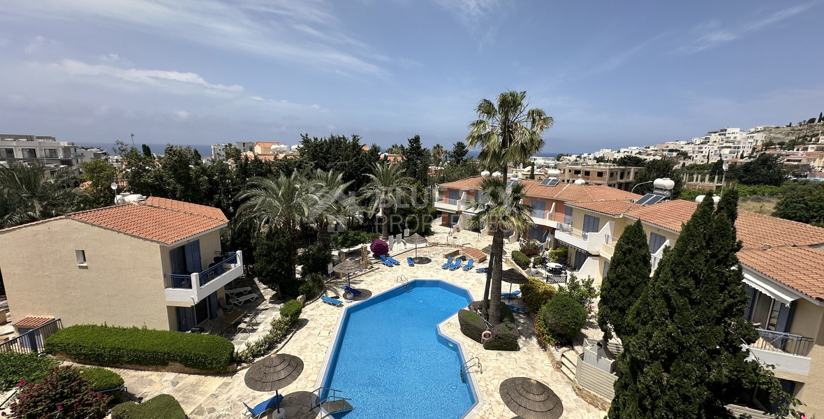 Sea Views & Pool Views: Prime One Bed Apartment in Tombs of the Kings, Paphos