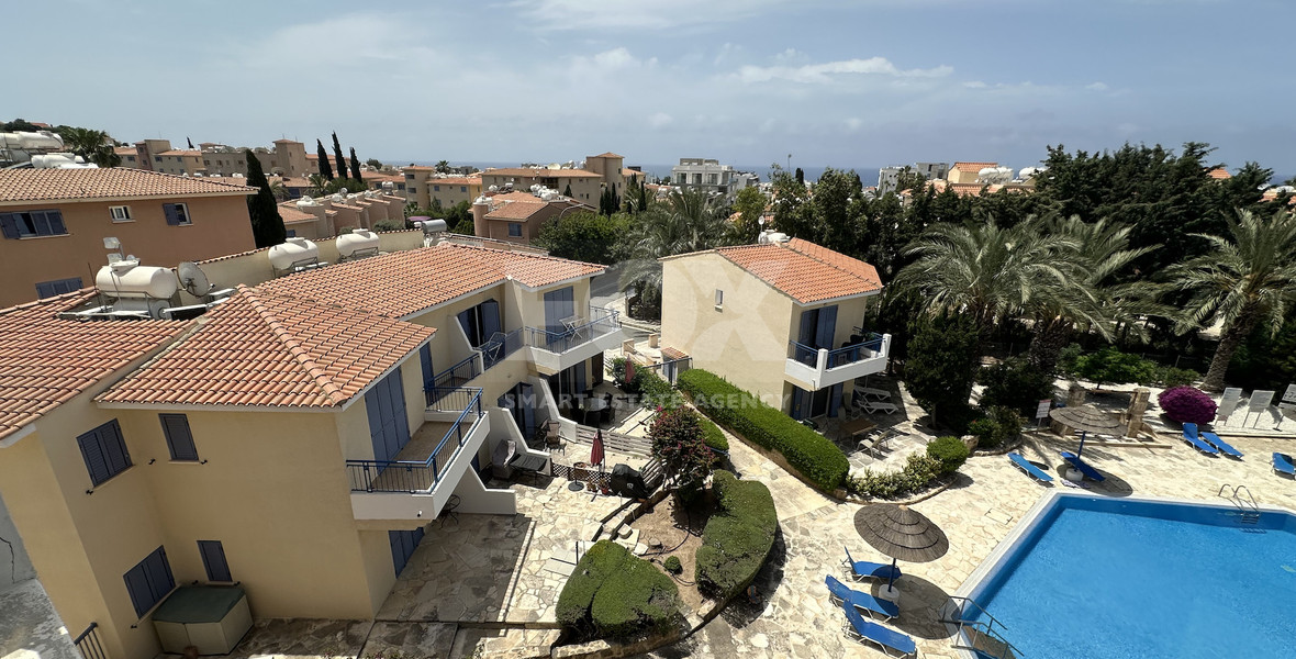 Sea Views & Pool Views: Prime One Bed Apartment in Tombs of the Kings, Paphos