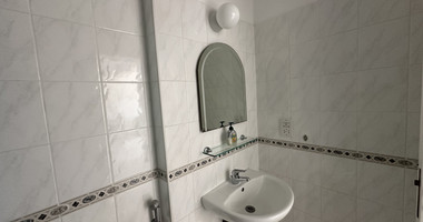 Sea Views & Pool Views: Prime One Bed Apartment in Tombs of the Kings, Paphos