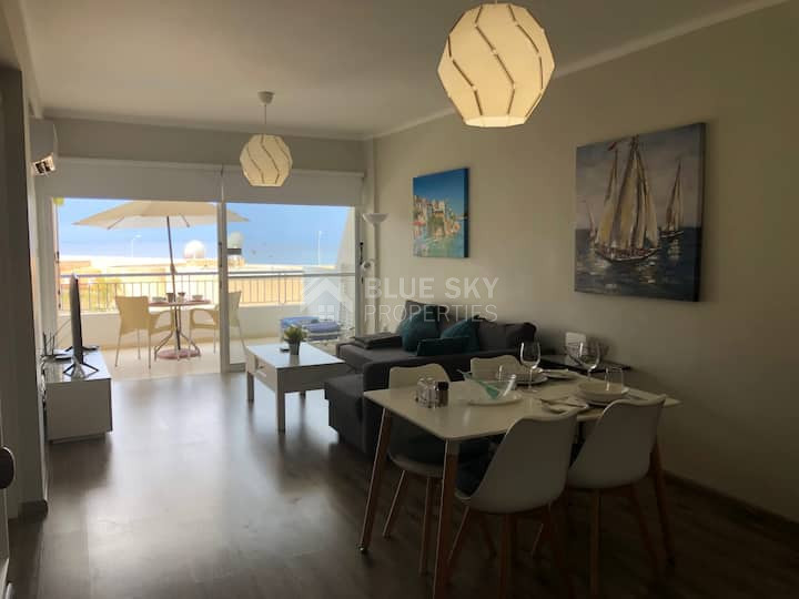 One Bed Apartment with Sea Views in Tombs of the kings, Paphos