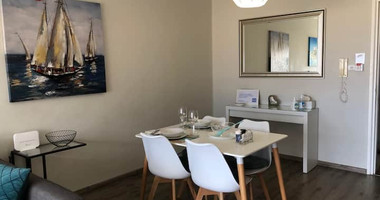 One Bed Apartment with Sea Views in Tombs of the kings, Paphos