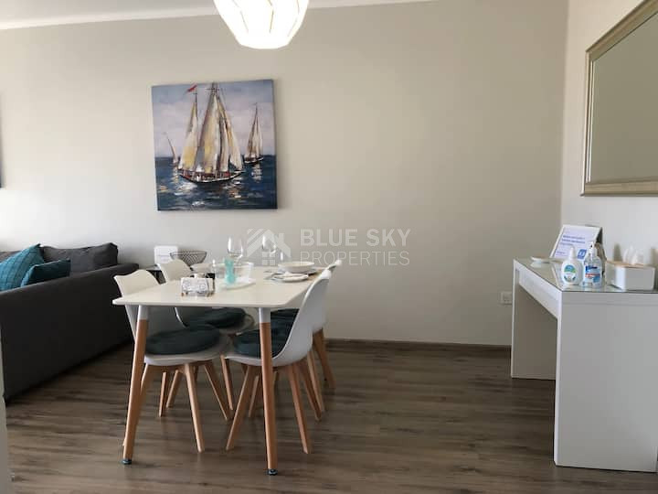 One Bed Apartment with Sea Views in Tombs of the kings, Paphos