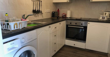 One Bed Apartment with Sea Views in Tombs of the kings, Paphos