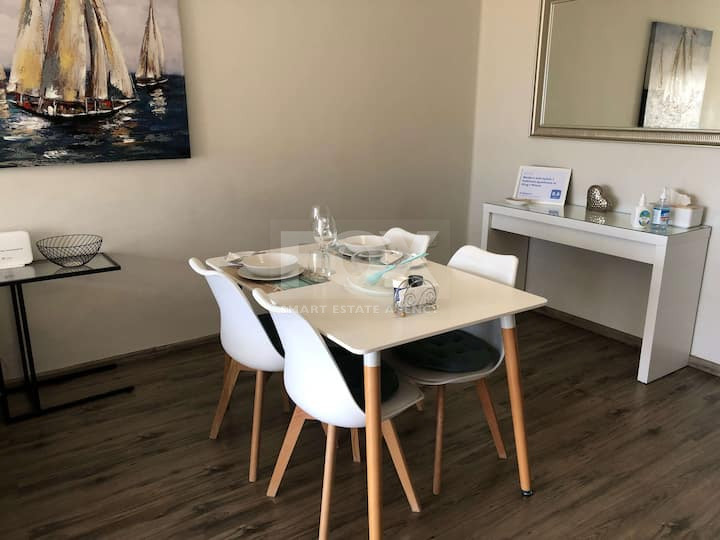 One Bed Apartment with Sea Views in Tombs of the kings, Paphos