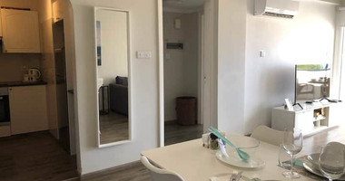 One Bed Apartment with Sea Views in Tombs of the kings, Paphos