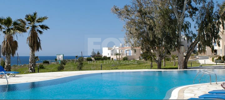 One Bed Apartment with Sea Views in Tombs of the kings, Paphos