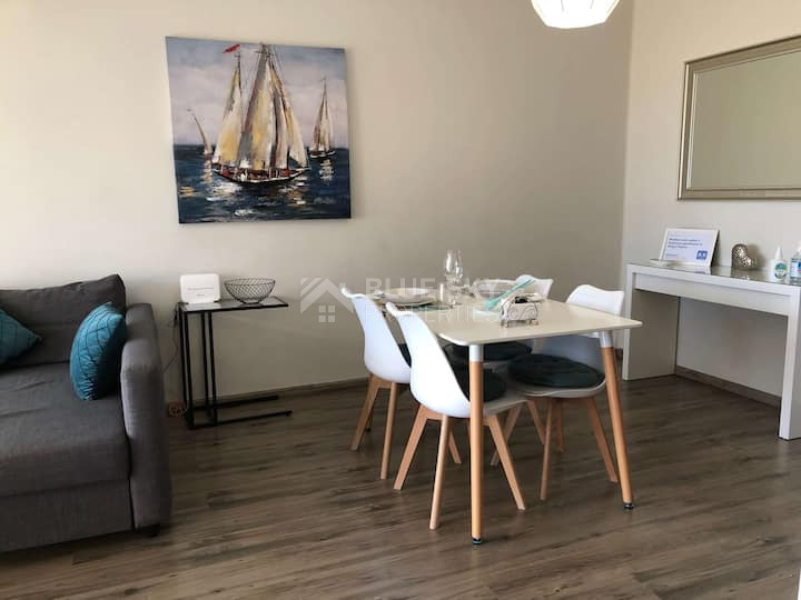 One Bed Apartment with Sea Views in Tombs of the kings, Paphos