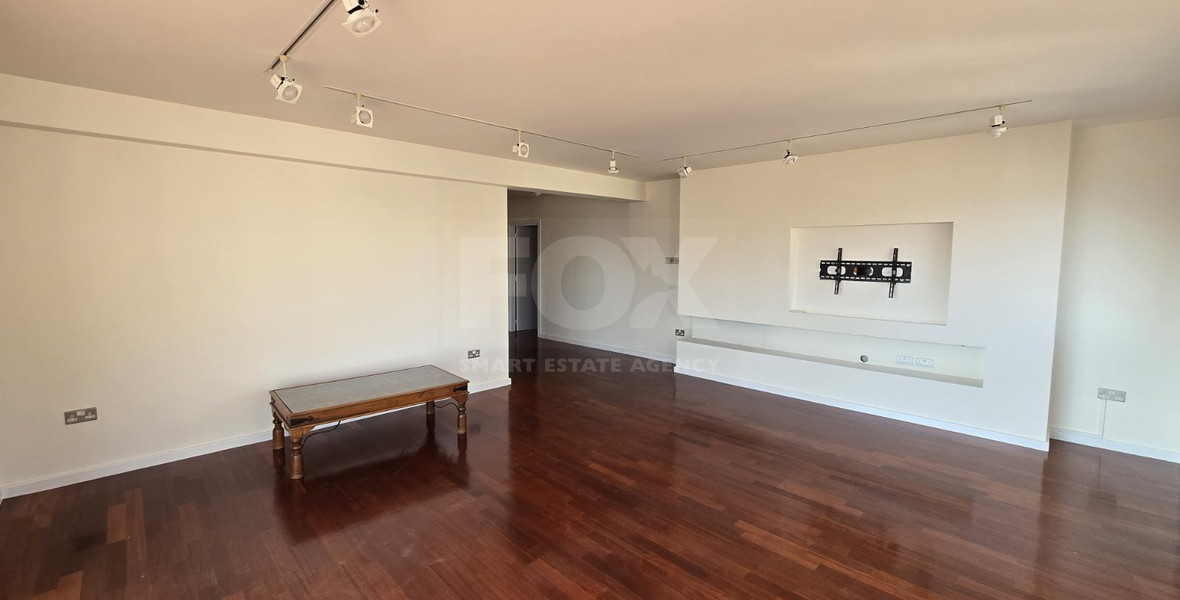 Spacious Three Bedroom Apartment Plus Office In Neapoli For Rent