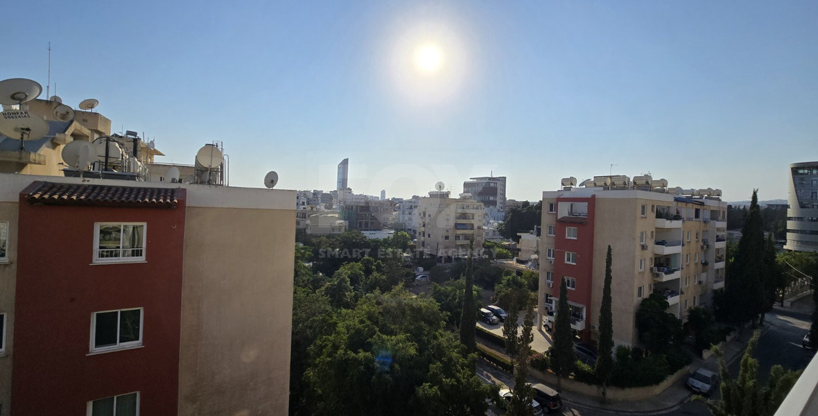Spacious Three Bedroom Apartment Plus Office In Neapoli For Rent